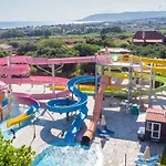 Georgioupolis & Aqua Park Rezort 5*