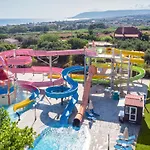 Georgioupolis & Aqua Park Rezort 5*