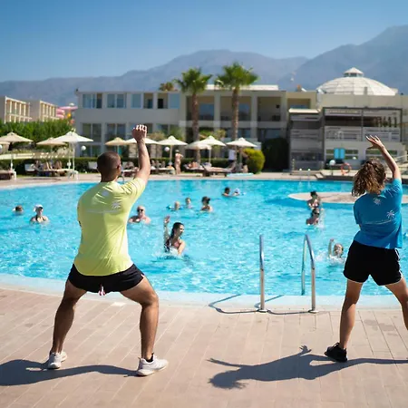 Üdülőközpont Georgioupolis & Aqua Park 5*