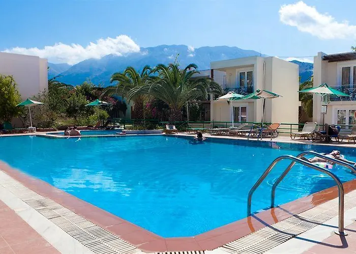 Georgioupolis & Aqua Park אתר נופש 5*