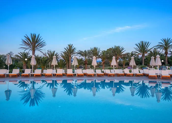 Georgioupolis & Aqua Park Resort